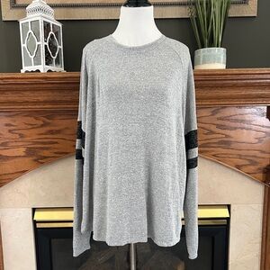 Te Verde Women's Gray Soft Oversized Long Sleeve Casual Top Size: XL NWOT